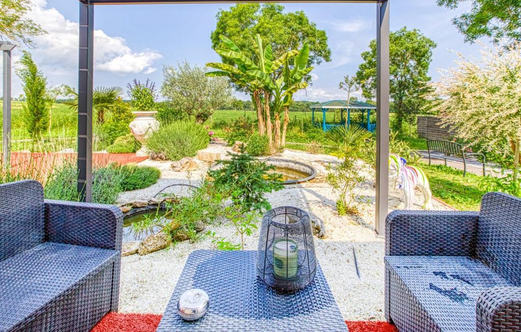 Studio Du Daudou Piscine Jacuzzi Partages Septfonds Exterior foto